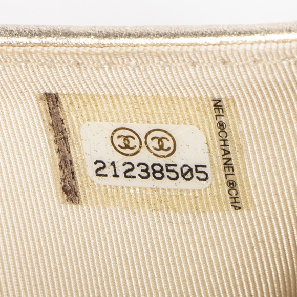 Chanel CC Compact Trifold Wallet - Picture 4 of 5